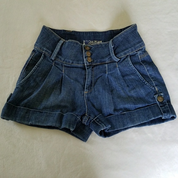 Hudson Jeans Pants - HUDSON PLEATED CUFFED JEAN SHORTS, 26